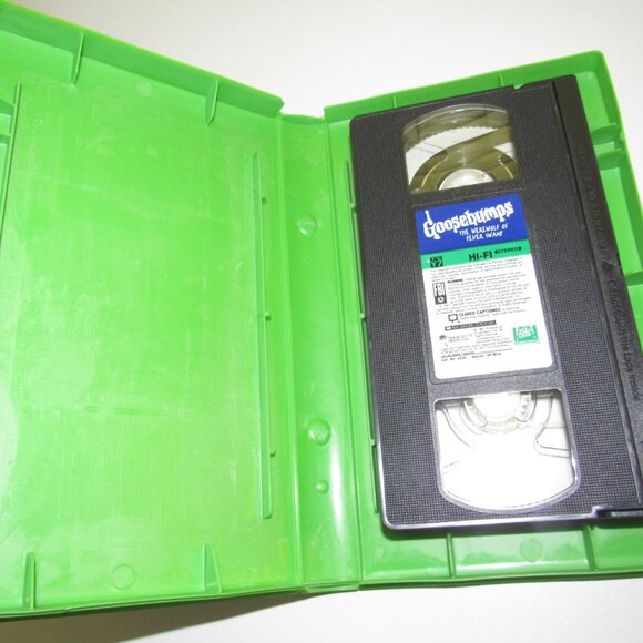 Goosebumps VHS – The Werewolf of Fever Swamp (1996) R.L. Stine Vintage Horror - Picture 4 of 5